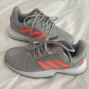 Adidas bounce tennis shoes 5.5 sneakers grey orange new- tried on once